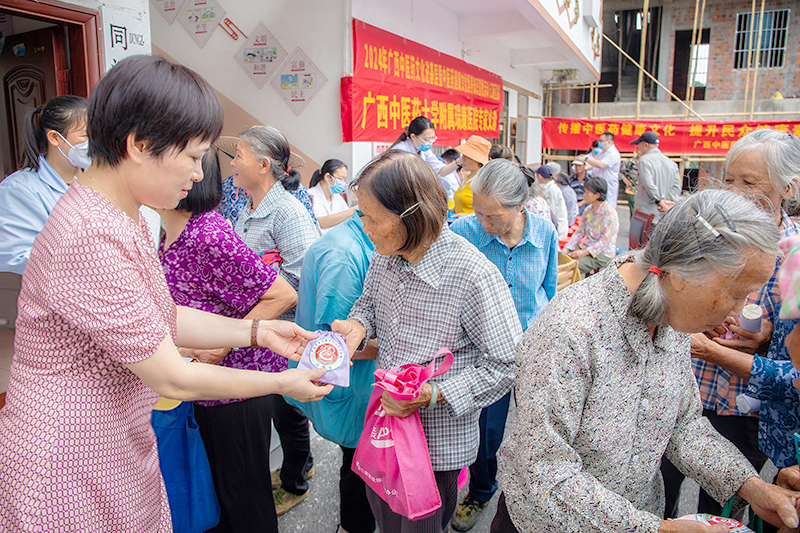 c14a88a4705020c2.jpg c14a88a4705020c2.jpg