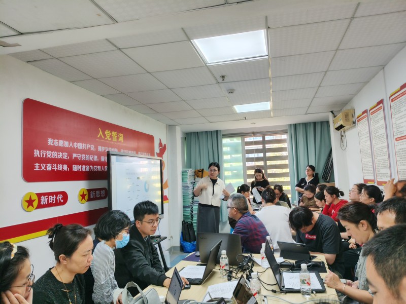 61efbaeb1c47ea09d464bef0e58e5cc5.jpg