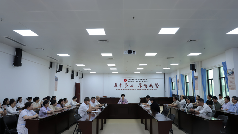 借势更名发展机遇 实干奋进提质之路——我院田阳医院召开2026年发展工作会议